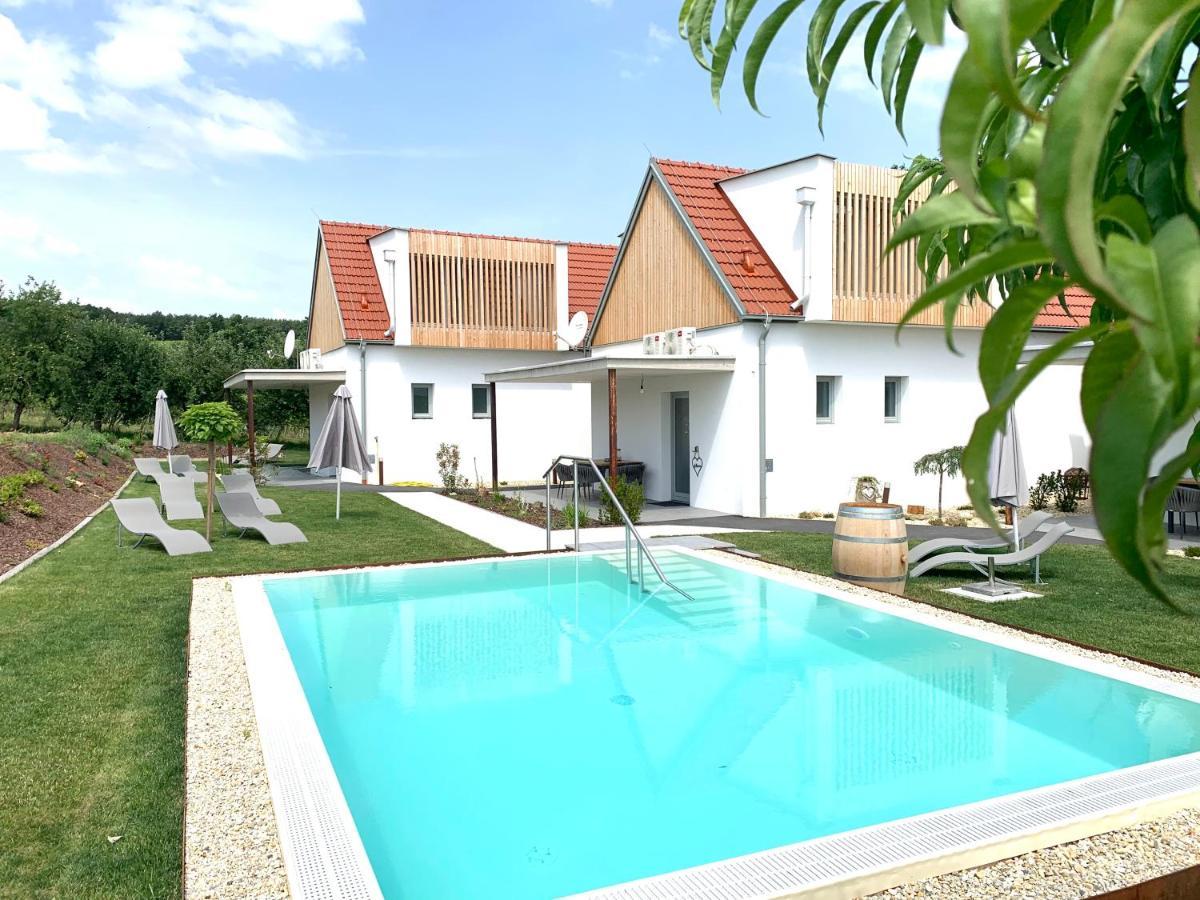 Weinberg Chalets Eisenberg an der Pinka Экстерьер фото